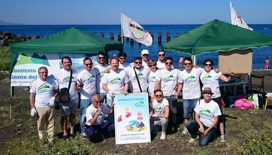 Torre Annunziata - "Incontriamoci in spiaggia", pulizia dell'arenile delle Sette Scogliere a Rovigliano