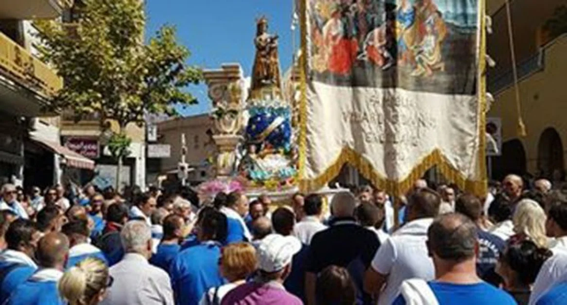 Ercolano - Oltre 20 mila presenze per la Processione dell'Assunta