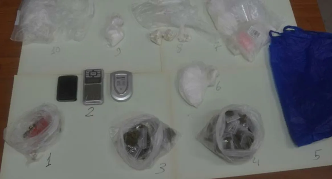 Droga al rione Savorito di Castellammare, sequestro della Polizia