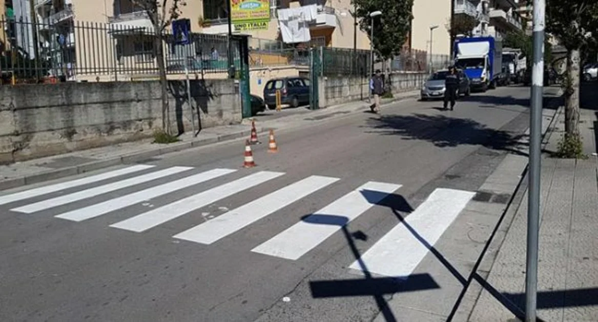 Ercolano - Segnaletica orizzontale, iniziati i lavori. Il sindaco: «Conclusione in tempi rapidi»