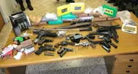 Napoli - Maxi sequestro di droga e armi tra Ponticelli e San Giovanni