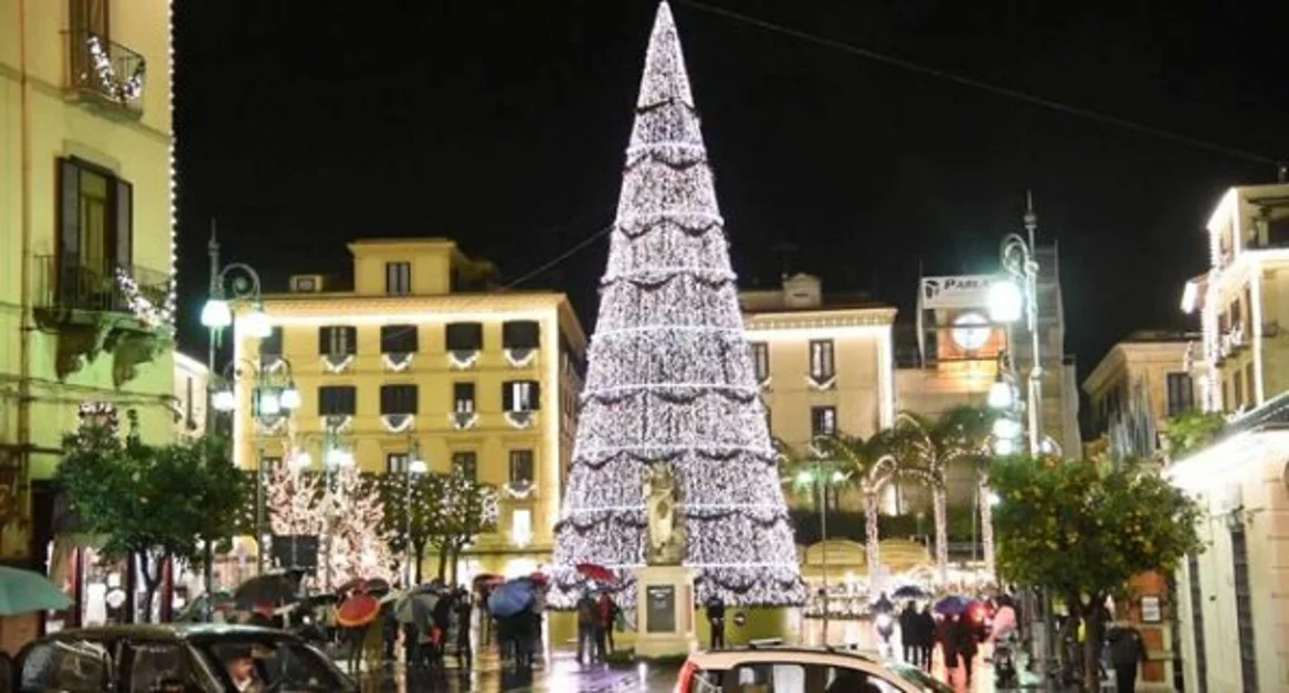Sorrento - "M'Illumino d'inverno": concerti, gastronomia, arte per il Natale