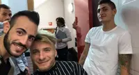 Torre Annunziata - Paolo Forestiero "prepara i capelli" dei campioni della Nazionale di calcio