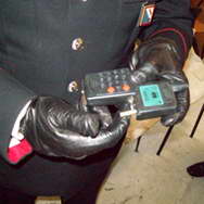 Blitz al Penniniello: sequesto di armi, droga e un cellulare-pistola!