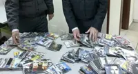 Benevento - GdF sequestra oltre 400 dvd pirata nei repssi della Stazione ferroviaria, nei guai extracomunitario
