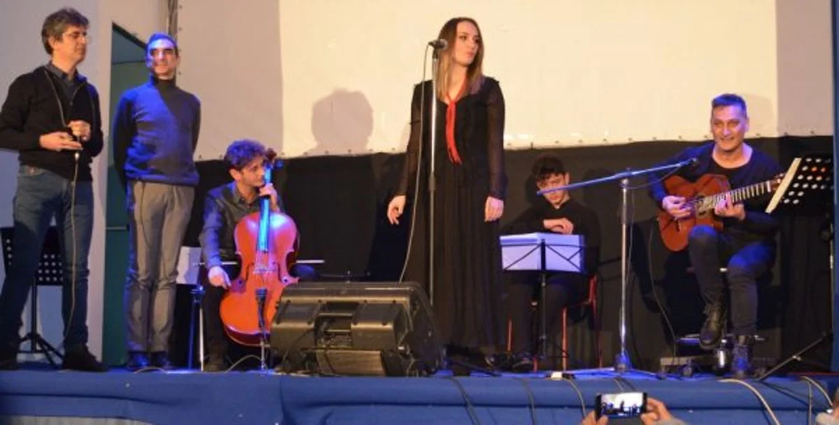 Trecase - "Natale in musica" con il maestro di chitarra Gennaro Venditto