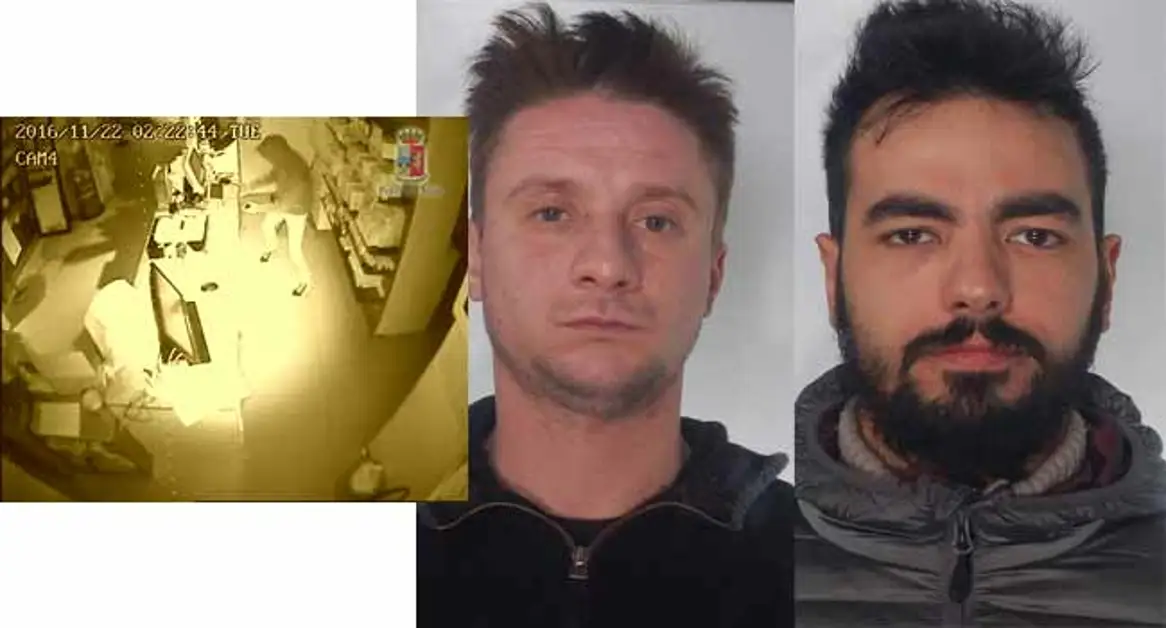 Torre del Greco - Furti di registratori di cassa all'interno dei negozi, due arresti