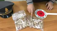Caserta - Quaranta ovuli di eroina nello stomaco, arrestato corriere della droga