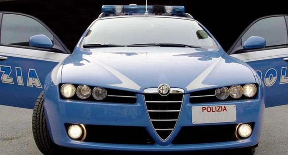 Torre del Greco - Ruba scooter insieme a complice, arrestato dalla Polizia