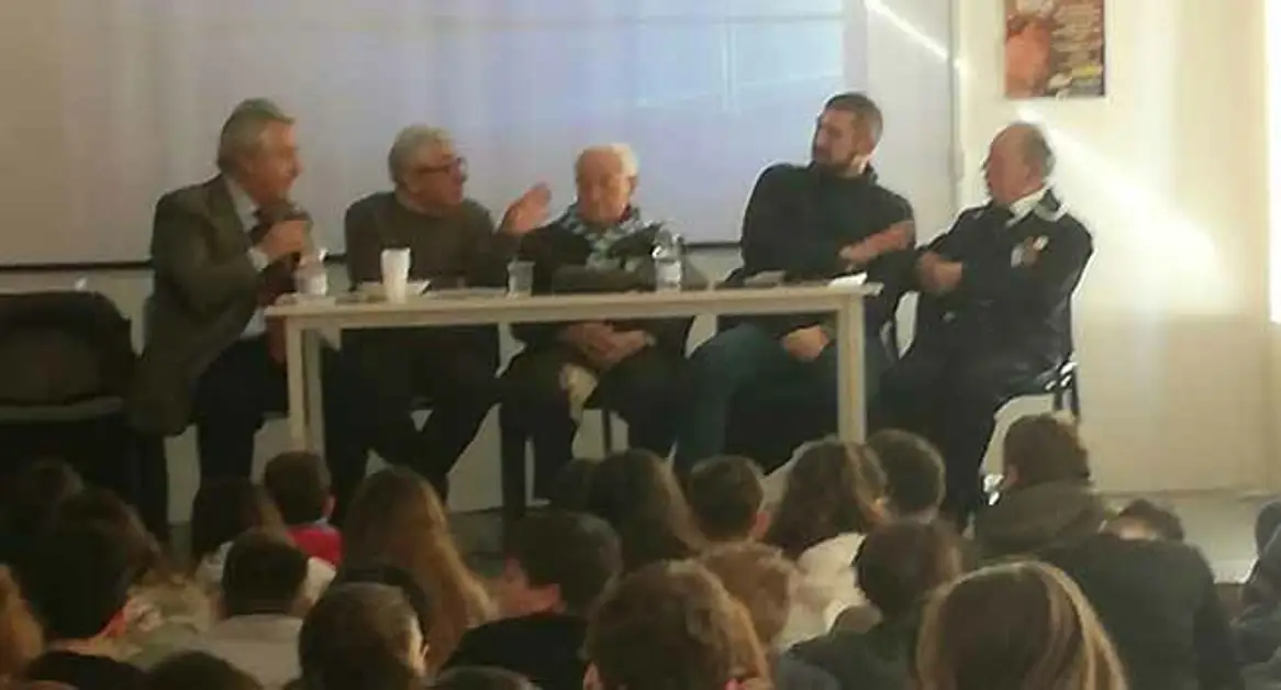 Torre Annunziata - I torresi nelle due Guerre Mondiali, lezione di storia all'Istituto "Alfieri"