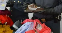 Salerno - On line annunci di vendita di capi d'abbigliamento falsi, denunciato 23enne