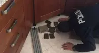 Frattaminore (NA) - Oltre 2 kg di hashish sotto la zoccolatura della cucina, arrestato 19enne