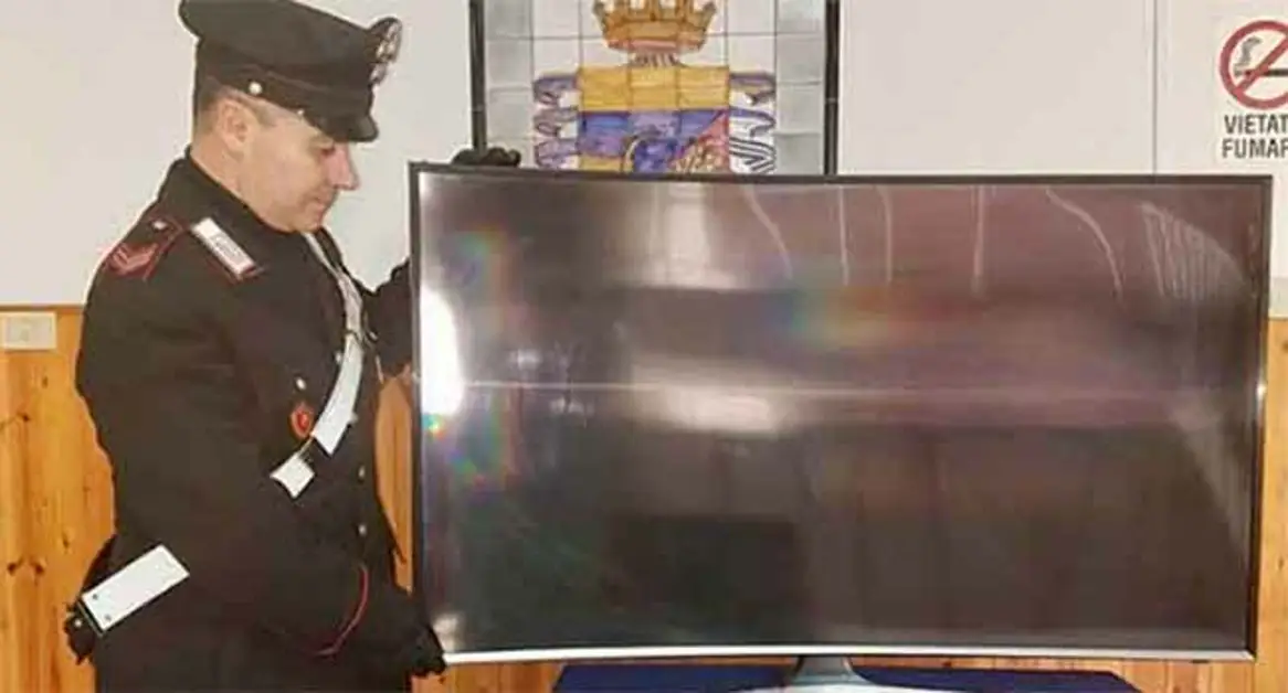 Torre Annunziata - Furto al ristorante L'Incrocio, preso il ladro: è un 39enne oplontino