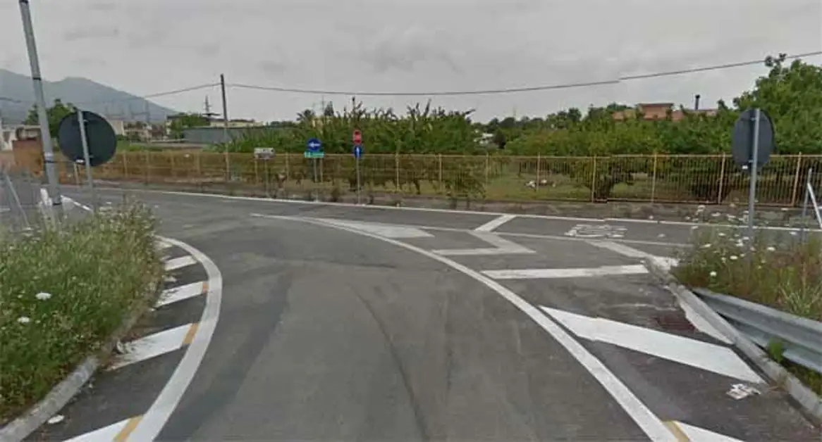 Torre Annunziata - Viaibilità: centro commerciale di traversa Andolfi, l'uscita autostradale pericolosa
