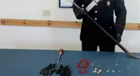 Torre del Greco - Ruba gioielli da un'abitazione, arrestato 16enne