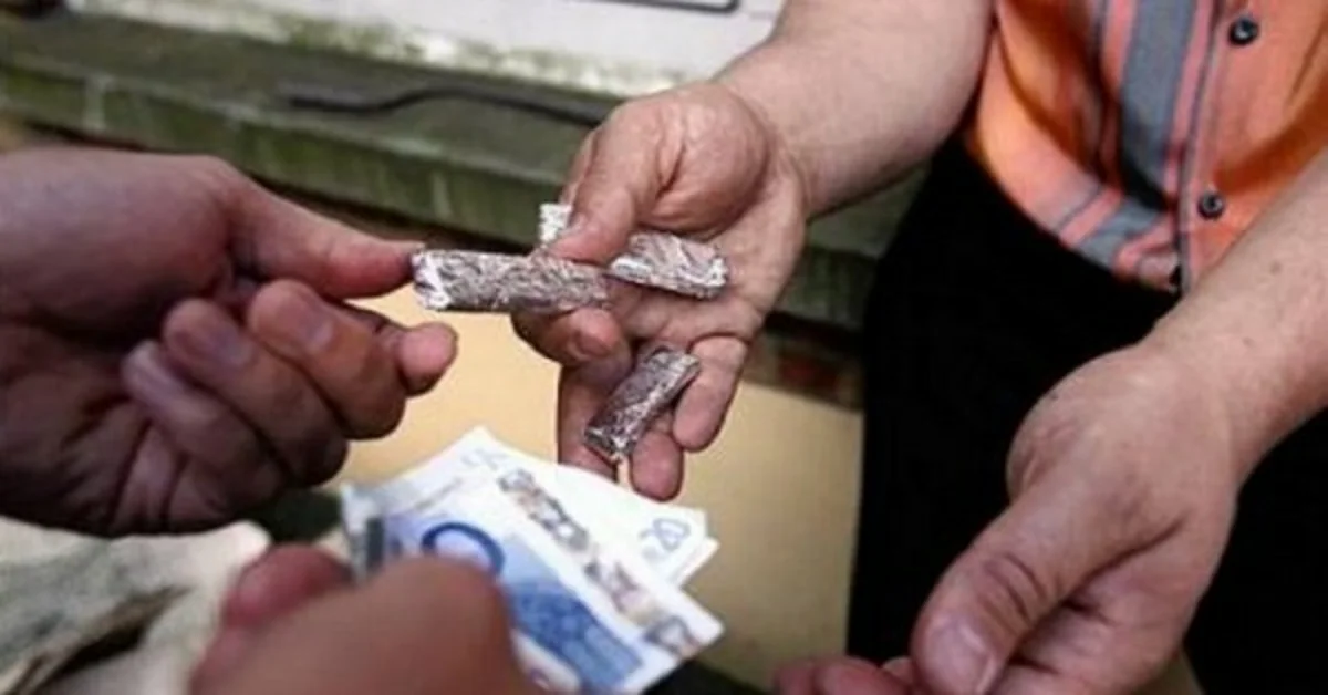 Portici - Sorpreso a spacciare cocaina, in manette 18enne