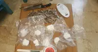 Napoli - "Basso" trasformato in una base per confezionamento droga, un arresto