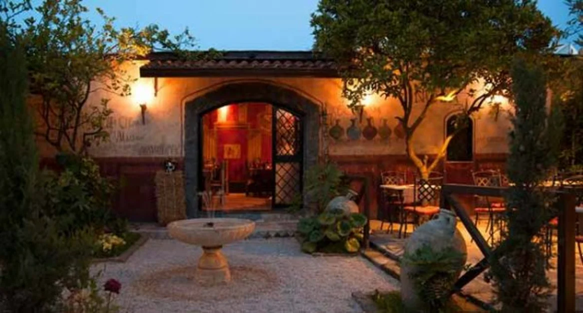 Pompei - "Caupona", il ristorante ispirato all'Antica Pompei festeggia il primo anniversario