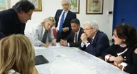Torre Annunziata - Il ministro De Vincenti incontra gli imprenditori: «Contratto di sviluppo per la fascia di costa»