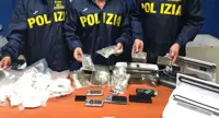 Napoli - Blitz al rione Traiano, 3 kg di droga in un appartamento: arrestato 27enne