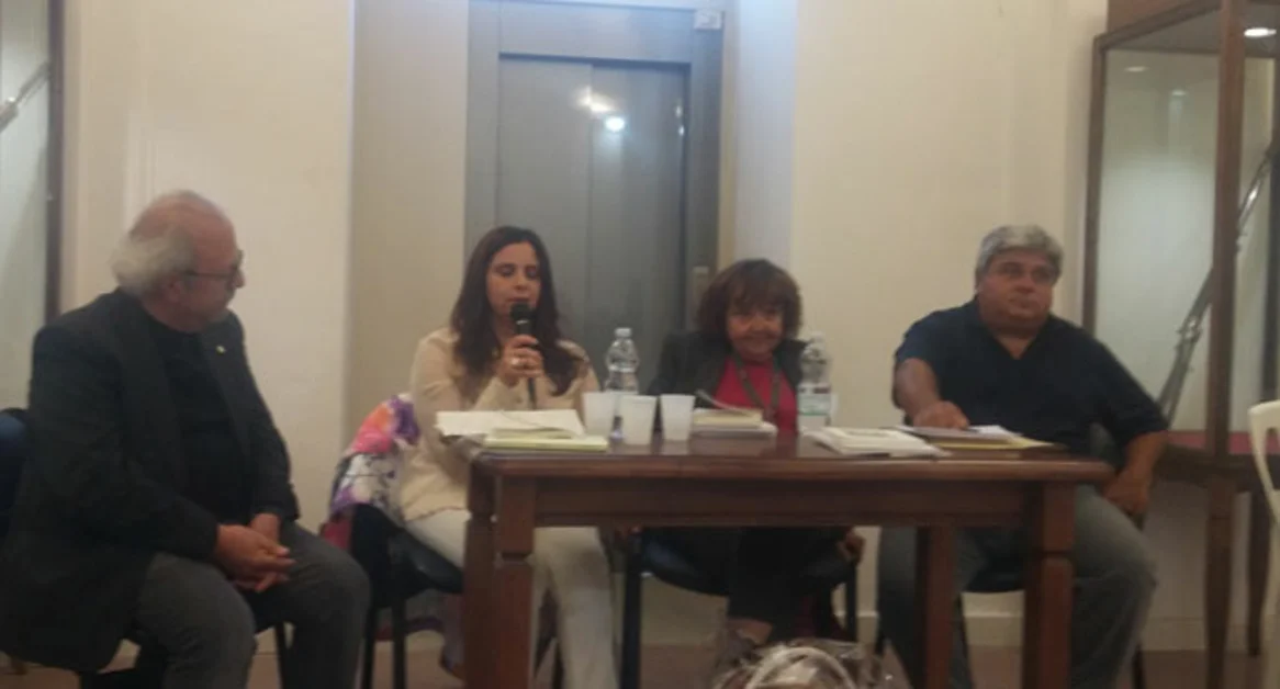 Torre Annunziata - "Vox Musae", il libro di Carmela Capitale: il passato che emoziona