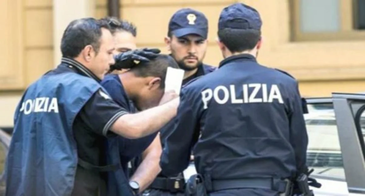 Napoli - Custodia cautelare per cinque uomini della famiglia "Buonerba"