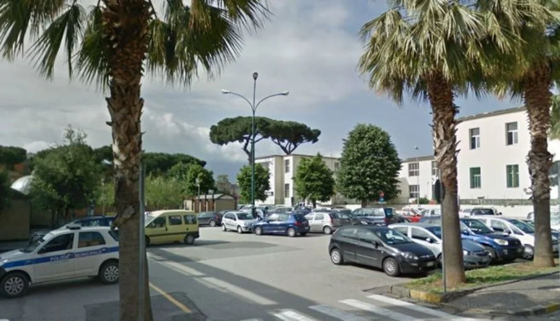 Pompei - Chiude definitivamente l'edicola di piazza Schettini