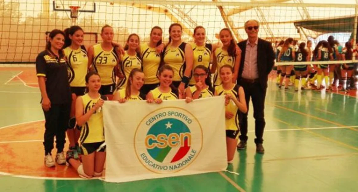 Torre del Greco - Pallavolo, le ragazze del Parco Città campionesse provinciali