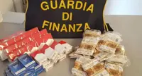 Salerno - Sequestro di "bionde" di contrabbando al Porto