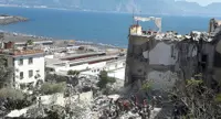 Torre Annunziata - Palazzina crollata, la vicinanza dei sindaci del comprensorio vesuviano