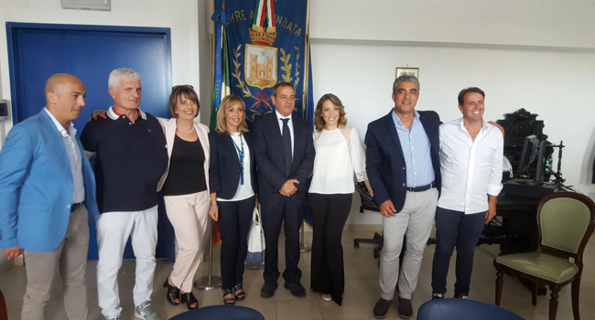 Torre Annunziata - Ascione presenta la nuova giunta