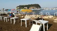 Napoli - Stabilimenti balneari abusivi, operazione della GdF