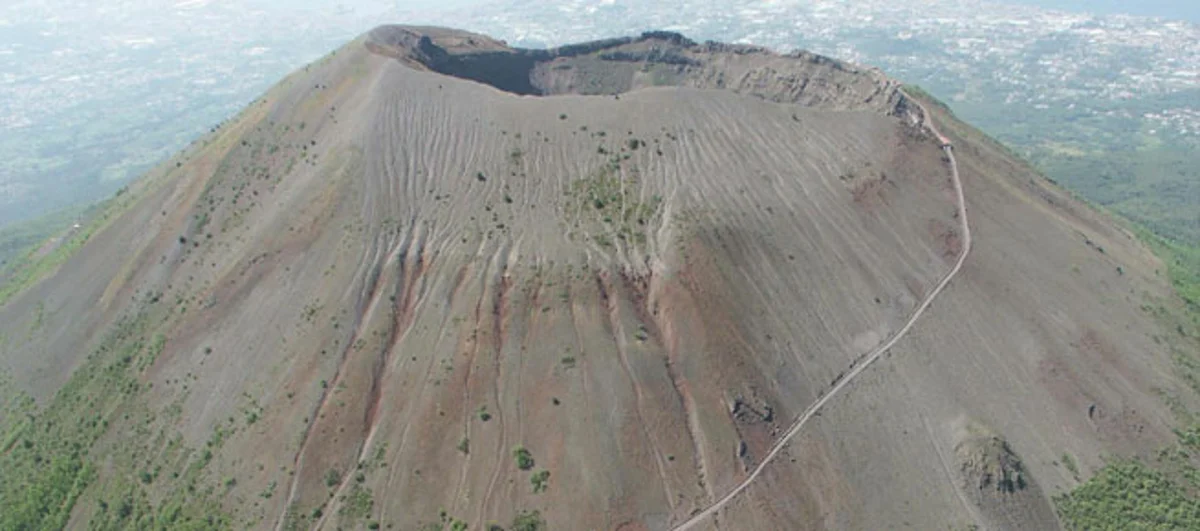 Ercolano - Passeggiate notturne sul Vesuvio nelle notti di luna piena