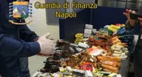 Napoli - Aeroporto di Capodichino, GdF sequestra 23 kg di medicinali pericolosi
