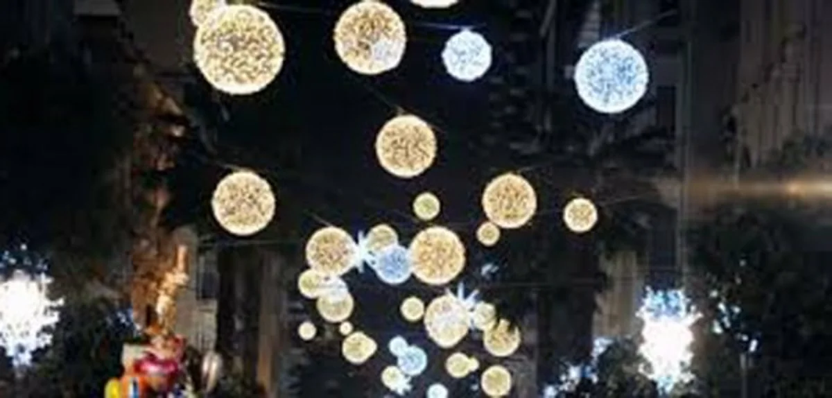 Salerno - Luci d'Artista, per il consigliere regionale Saiello (M5S) è «a rischio la kermesse»