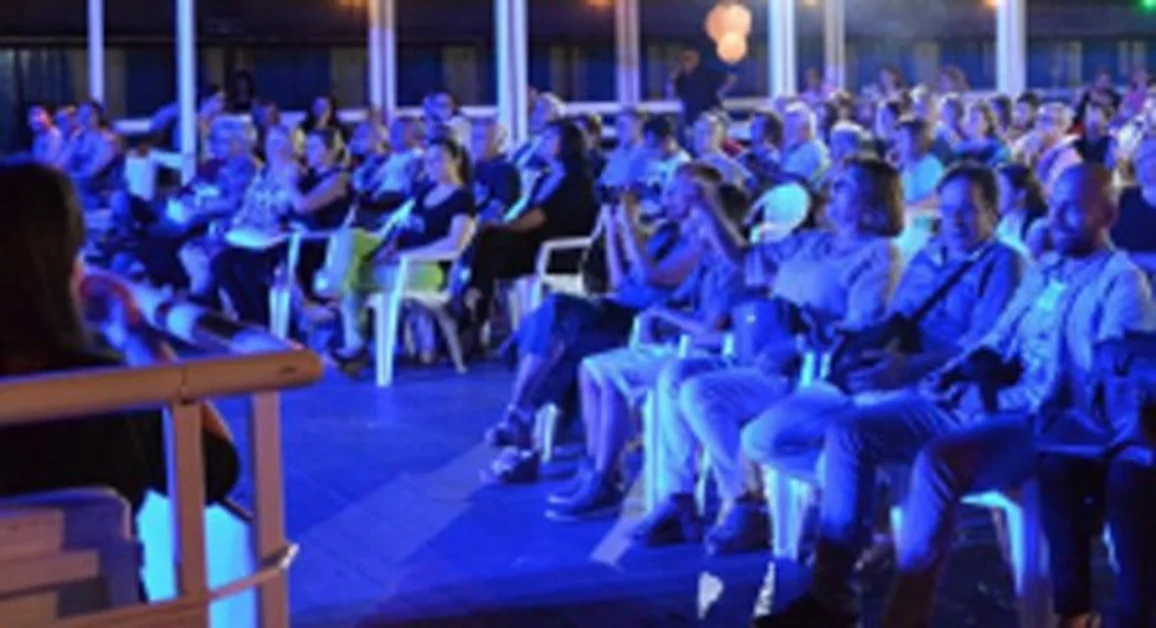 Torre Annunziata - Festival canoro "Don Bosco" al Teatro Politeama