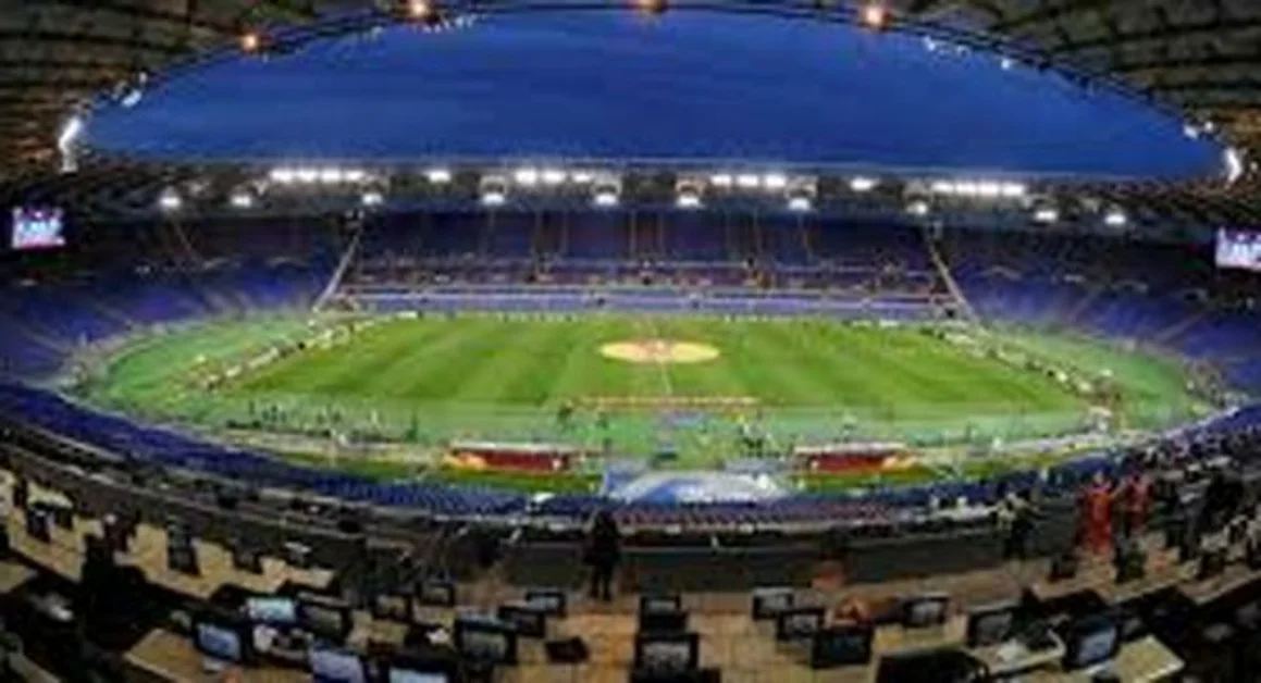 Serie A, Roma-Napoli si gioca regolarmente alle 20.45