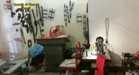 Napoli - GdF sequestra opificio clandestino all'Arenaccia, sei denunce