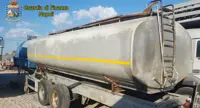 Sant'Anastasia - GdF sequestra 11mila litri di gasolio di contrabbando, una denuncia