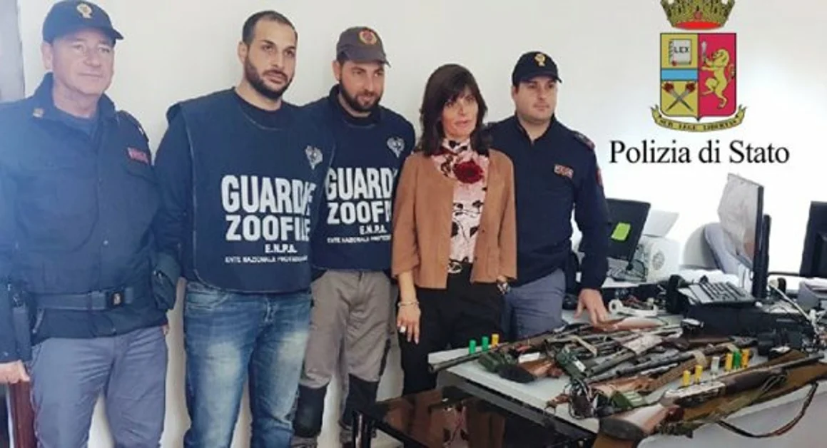 Capri (NA) - Operazione antibracconaggio, cinque cacciatori denunciati