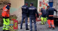 Napoli - Rimossi paletti abusivi ai Quartieri Spagnoli e Mercato