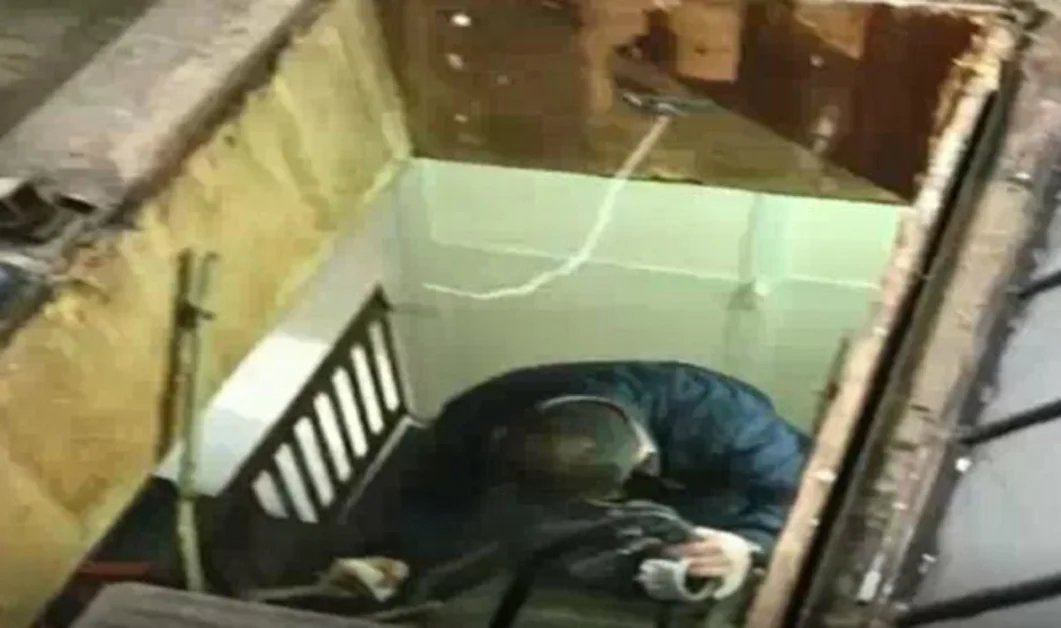 Melito (NA) - Scoperto nascondiglio per latitanti azionato con un telecomando