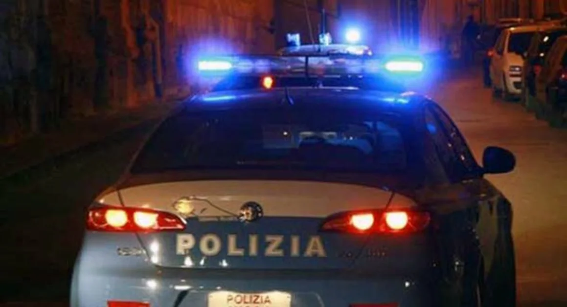 Napoli - Spaccio di marijuana, arrestato 18enne in Piazza Garibaldi