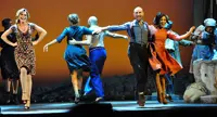 Torre Annunziata - Rossella Lubrino e Nino Amura sul palco con "Rosso Napoletano"