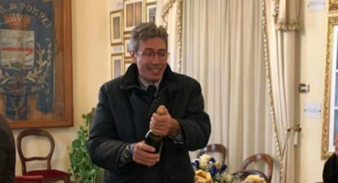 Pompei - Buche stradali, il Comune corre ai ripari: ingaggiata una ditta