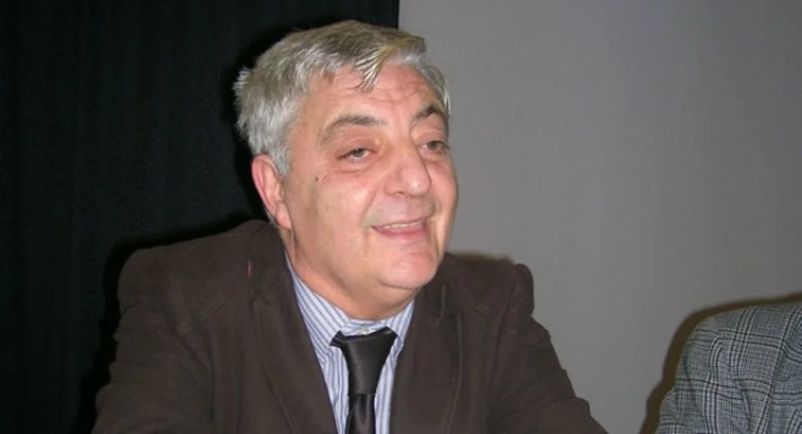 Torre Annunziata - "Capitale Sud", presentazione del libro di Mimmo Della Corte ad Avellino