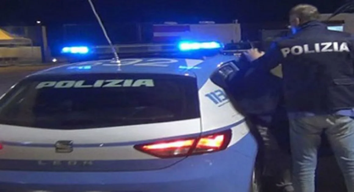 Cervinara (AV) - Ruba in una scuola, arrestato 28enne beneventano