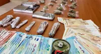 Crispano (NA) - In casa oltre 120 dosi di droga e 4mila euro, arrestata incensurata