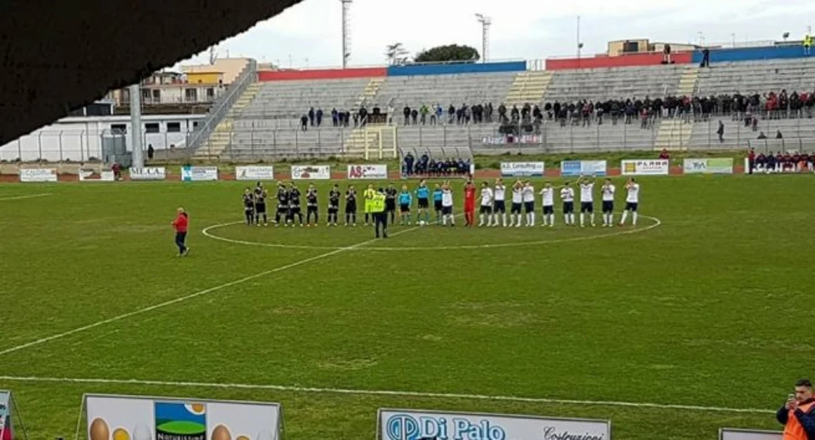 Afragolese-Savoia, solidarietà da entrambe le società ai giornalisti torresi aggrediti. Ma...