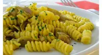 Pasta carciofi e zafferano